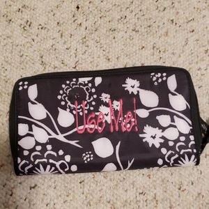 Thirty-one coupon wallet